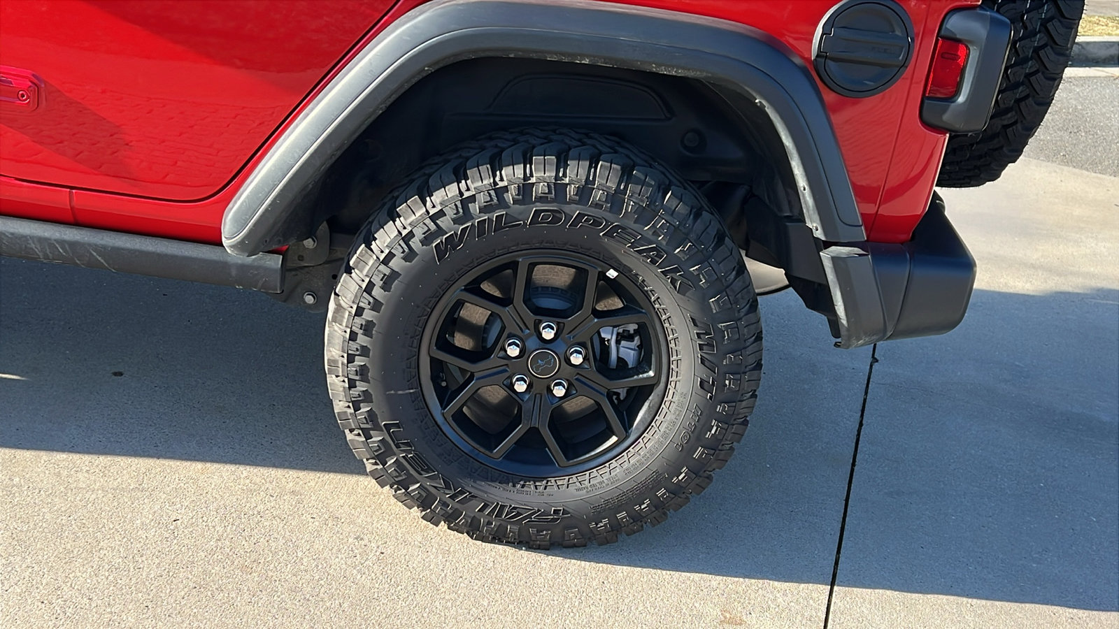 Used 2025 Jeep Wrangler Willys image 12