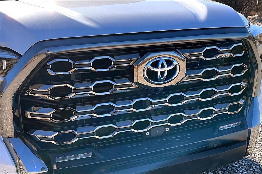 Used 2024 Toyota Tundra Platinum image 27