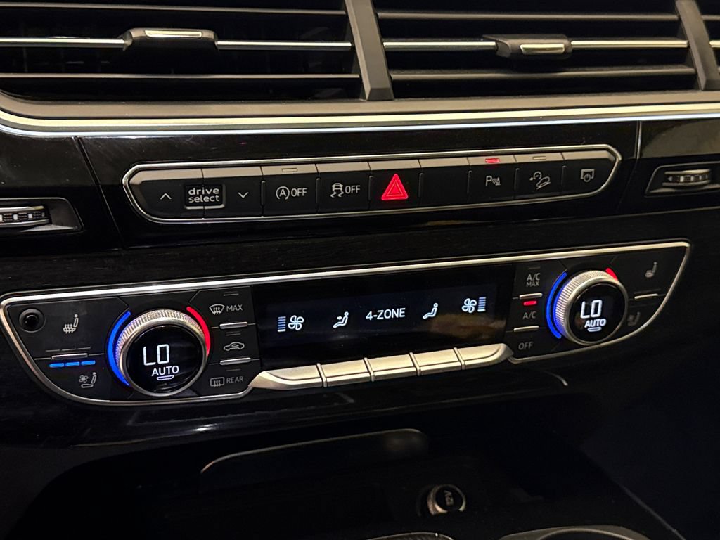 Used 2019 Audi Q7 3.0T Premium Plus w/ Premium Plus Package AWD/4WD image 27