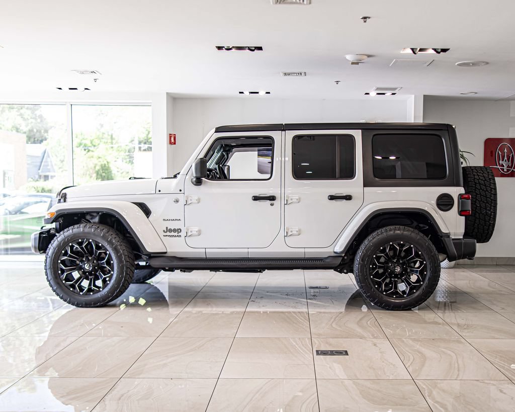 Used 2021 Jeep Wrangler Unlimited Sahara w/ Safety Group AWD/4WD image 6