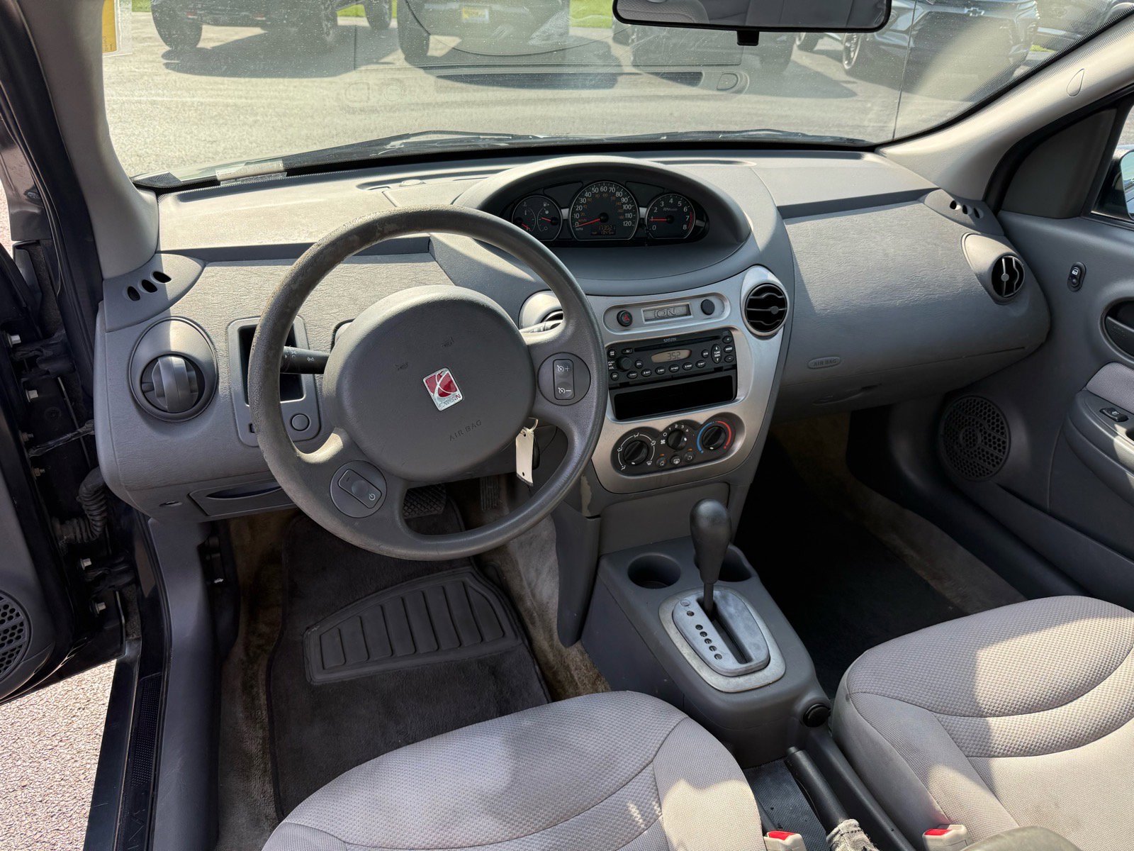 Used 2004 Saturn ION Level 2 w/ Power Pkg FWD image 12