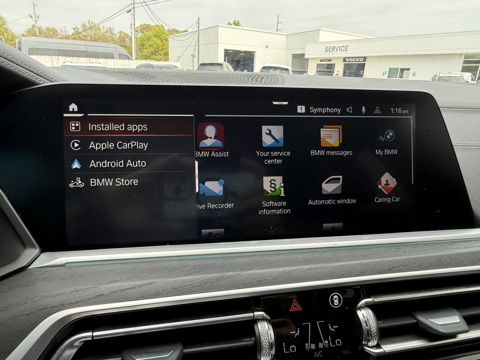 Used 2022 BMW X7 xDrive40i w/ M Sport Package image 29