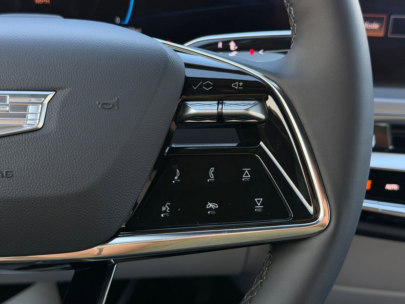 New 2026 Cadillac Lyriq Luxury w/ LPO, Floor Liner Package RWD image 26