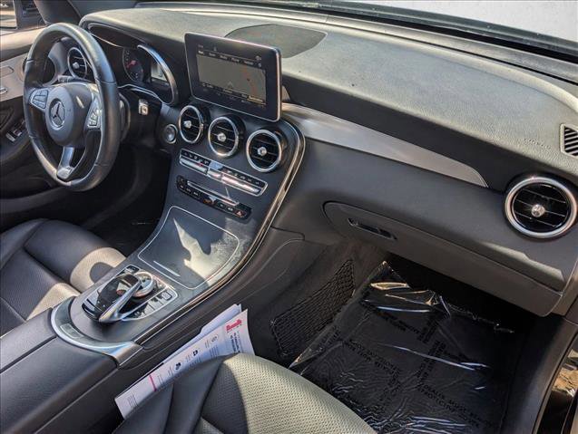 Used 2019 Mercedes-Benz GLC 350e 4MATIC image 22