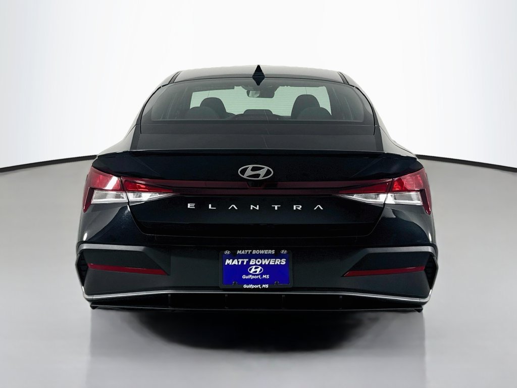 Certified 2026 Hyundai Elantra Sport FWD image 6