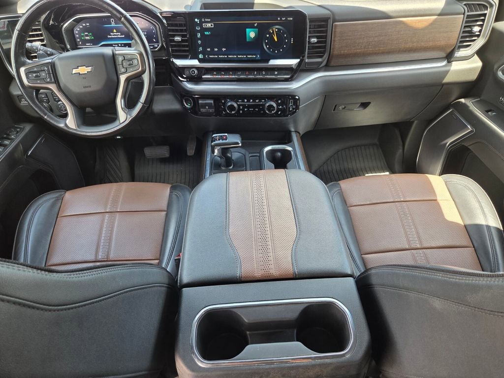Used 2023 Chevrolet Silverado 1500 High Country w/ Z71 Off-Road Package image 28