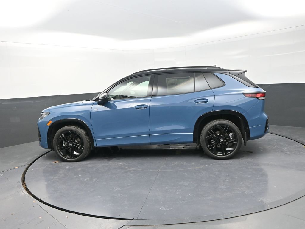 New 2026 Volkswagen Tiguan SE R-Line image 6