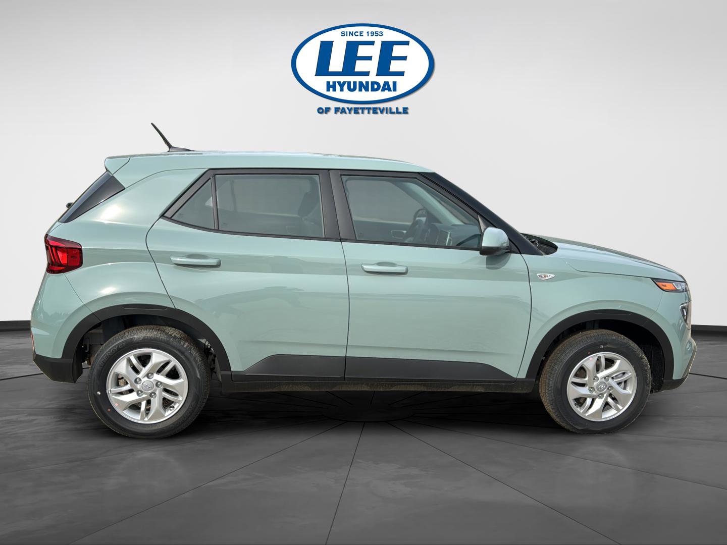 New 2026 Hyundai Venue SE image 6