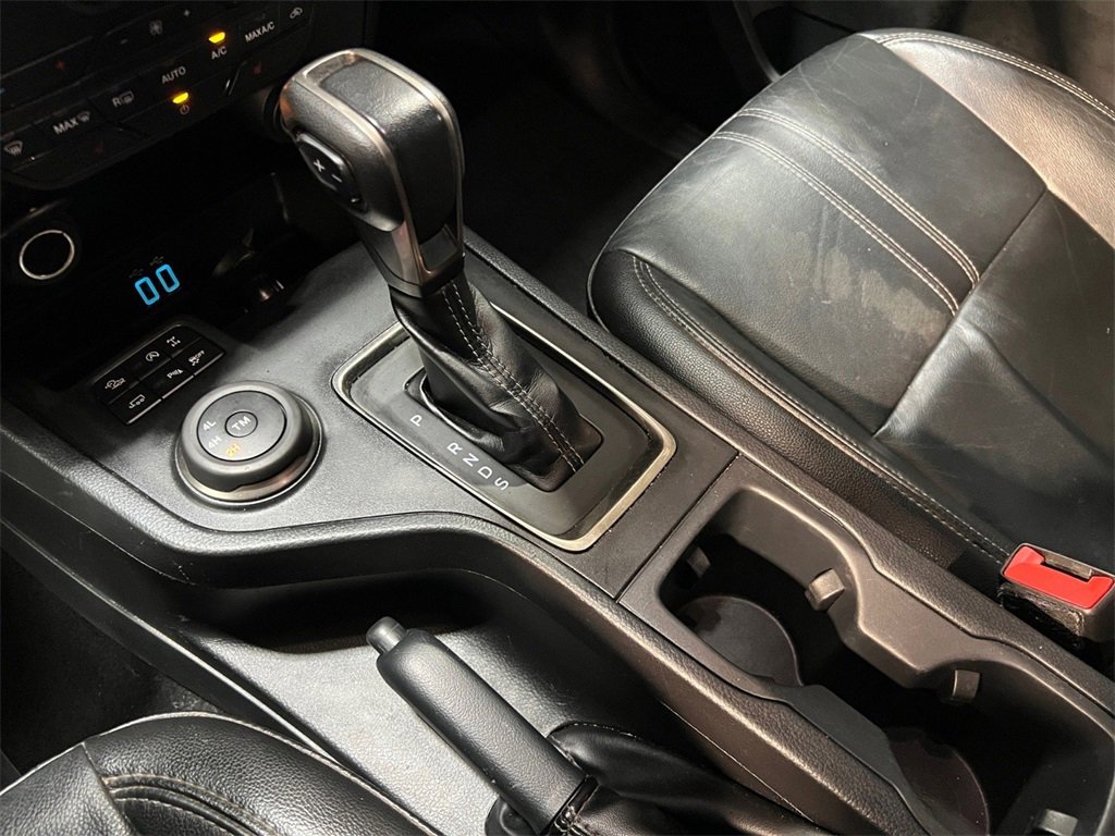 Used 2022 Ford Ranger Lariat w/ Equipment Group 501A High image 32