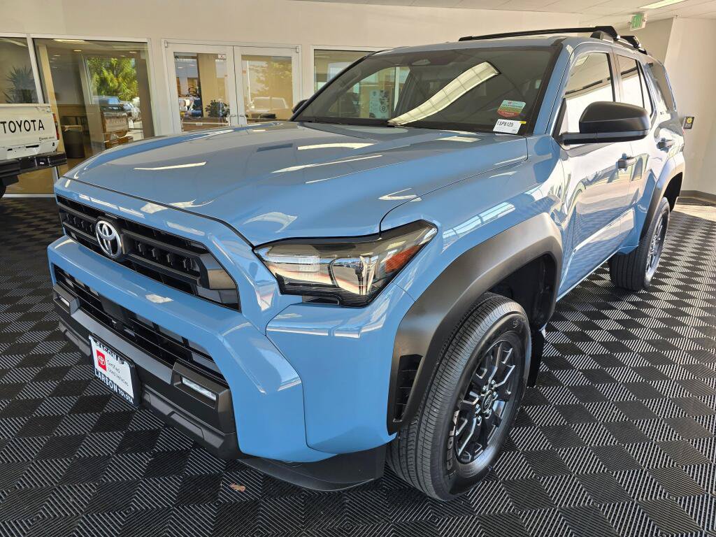 Certified 2025 Toyota 4Runner SR5 AWD/4WD image 7
