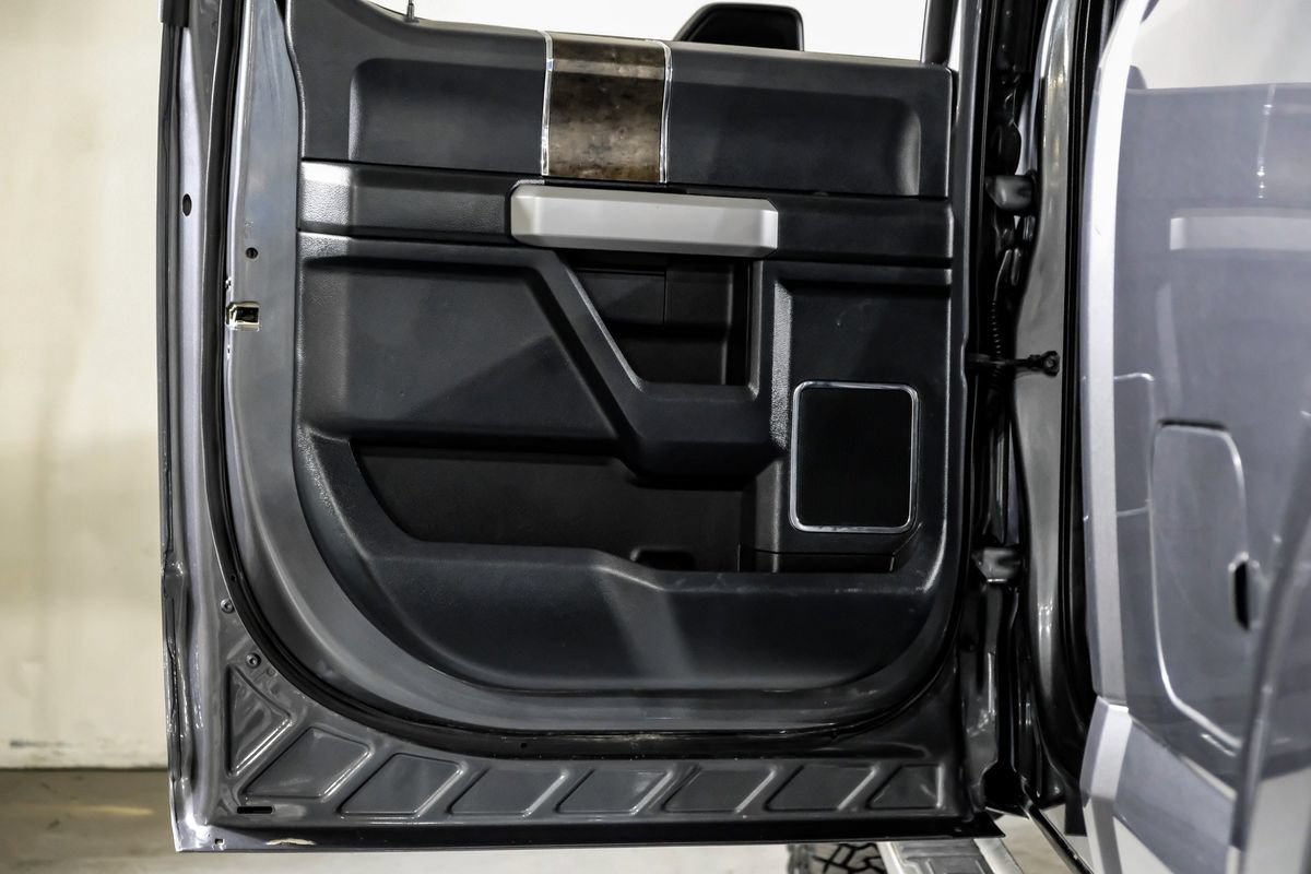Used 2022 Ford F250 Lariat w/ Lariat Value Package AWD/4WD image 36