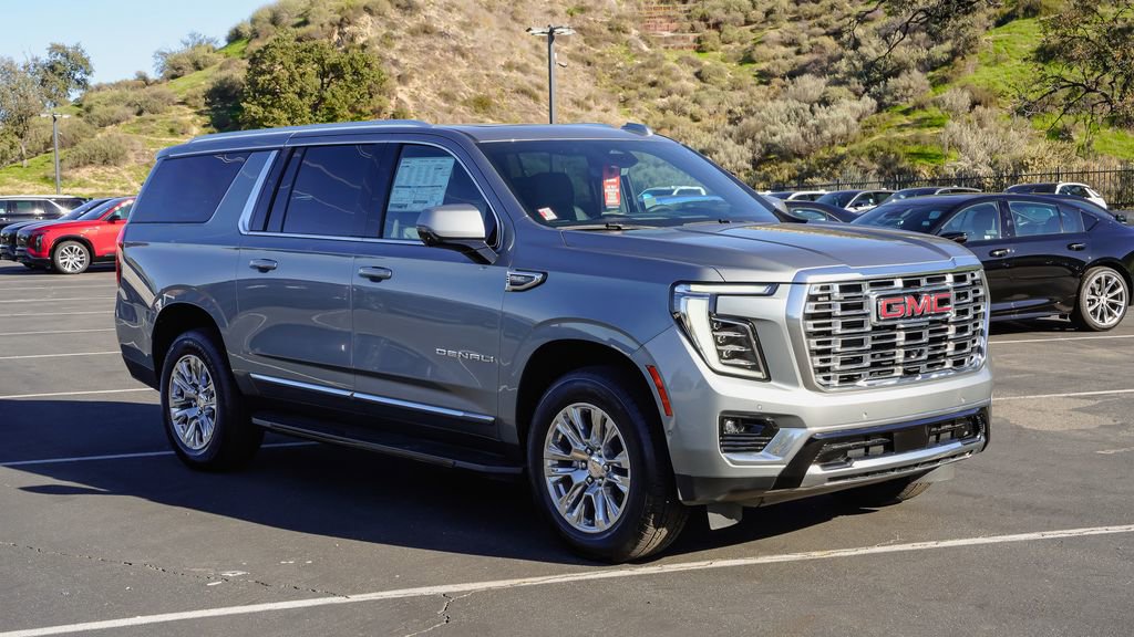 New 2026 GMC Yukon XL Denali w/ Advanced Technology Package image 6