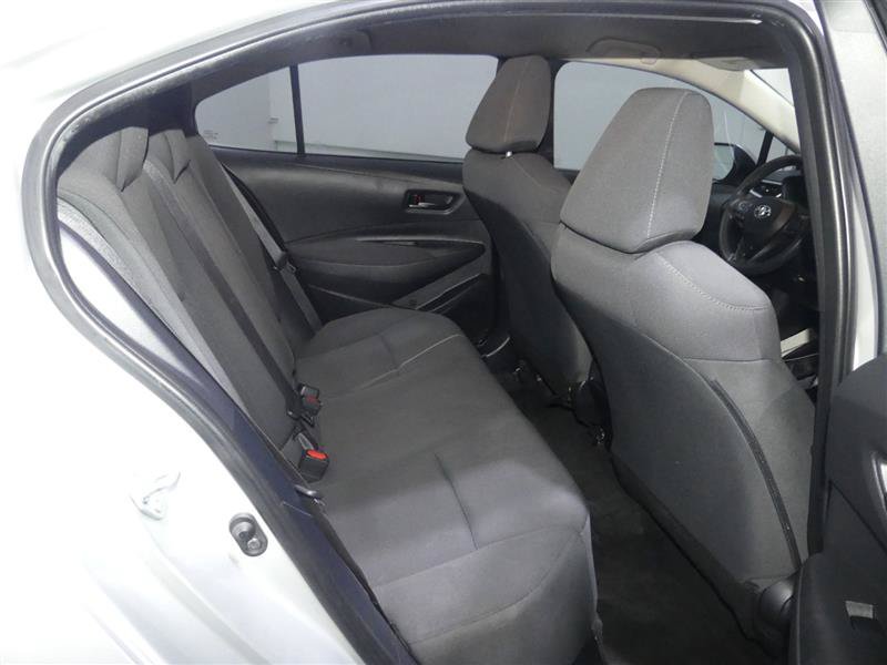 Used 2022 Toyota Corolla LE FWD image 27