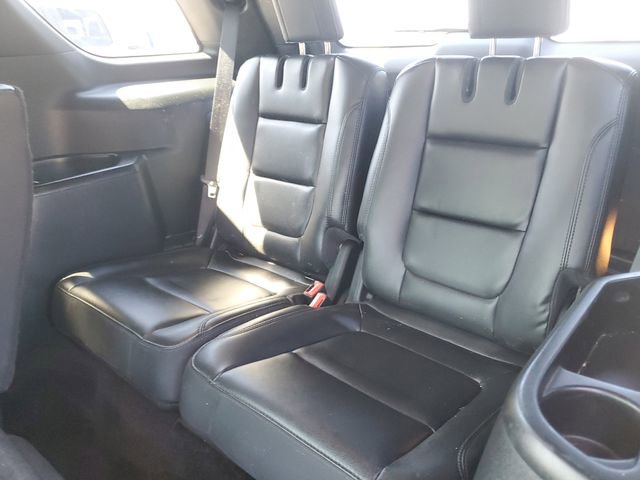 Used 2018 Ford Explorer XLT w/ Equipment Group 202A image 28