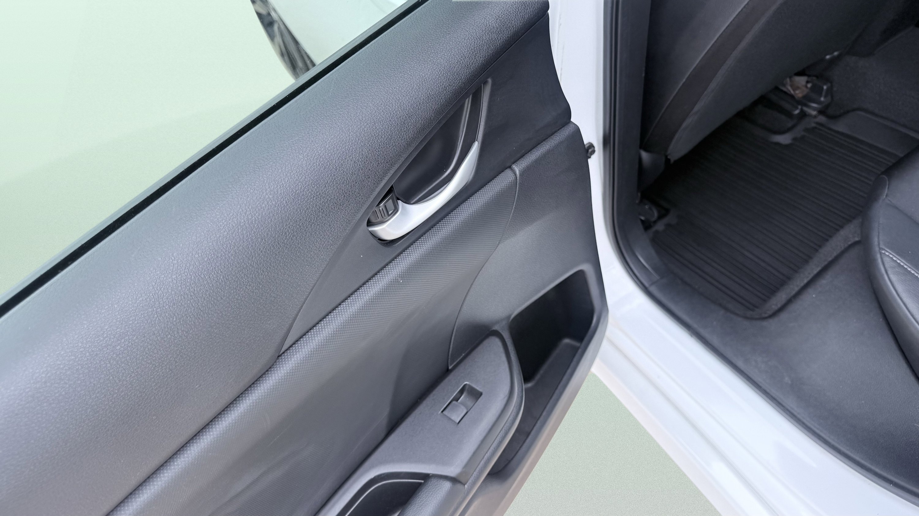 Used 2020 Honda Civic Sport image 28