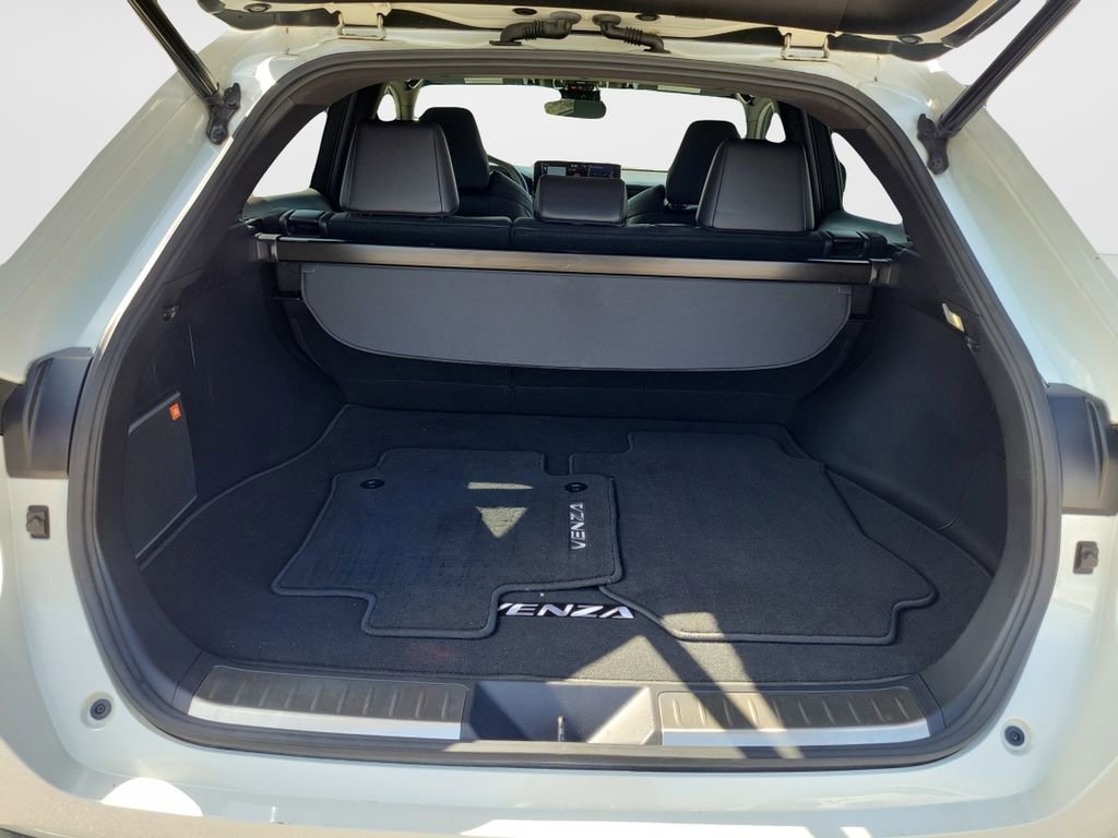 Used 2021 Toyota Venza Limited w/ Activity Package (TMS) image 20