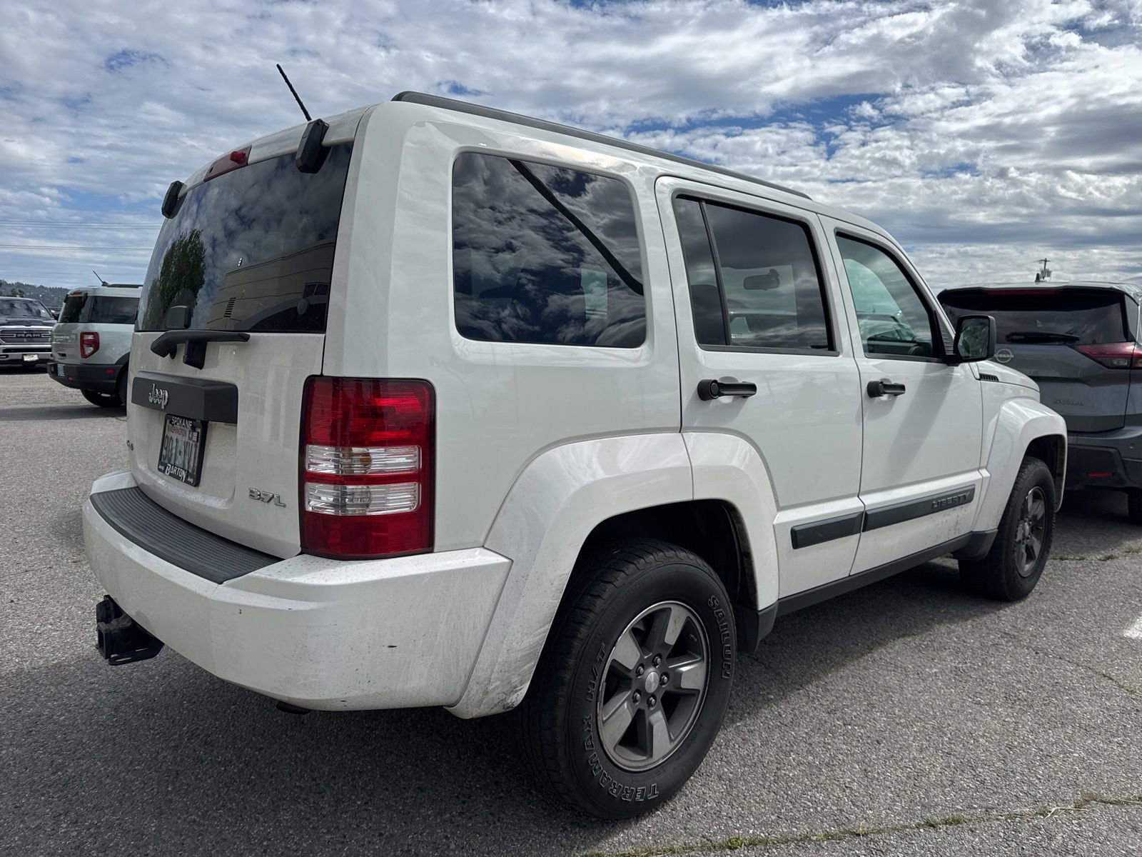 Used 2008 Jeep Liberty Sport w/ Popular Equipment Group AWD/4WD image 6