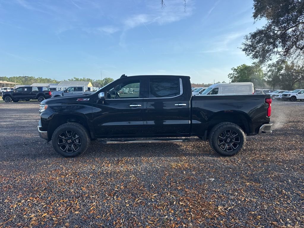Used 2022 Chevrolet Silverado 1500 LTZ image 2