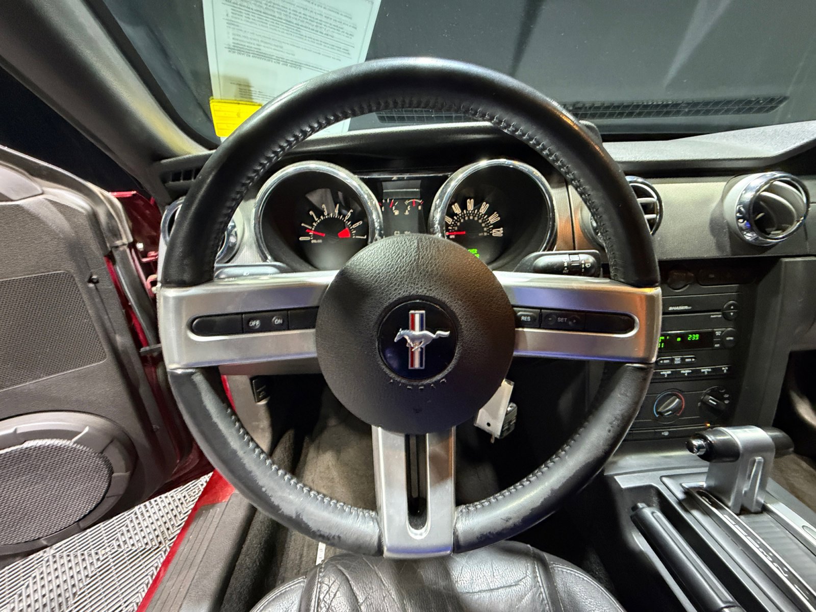 Used 2007 Ford Mustang Premium RWD image 9