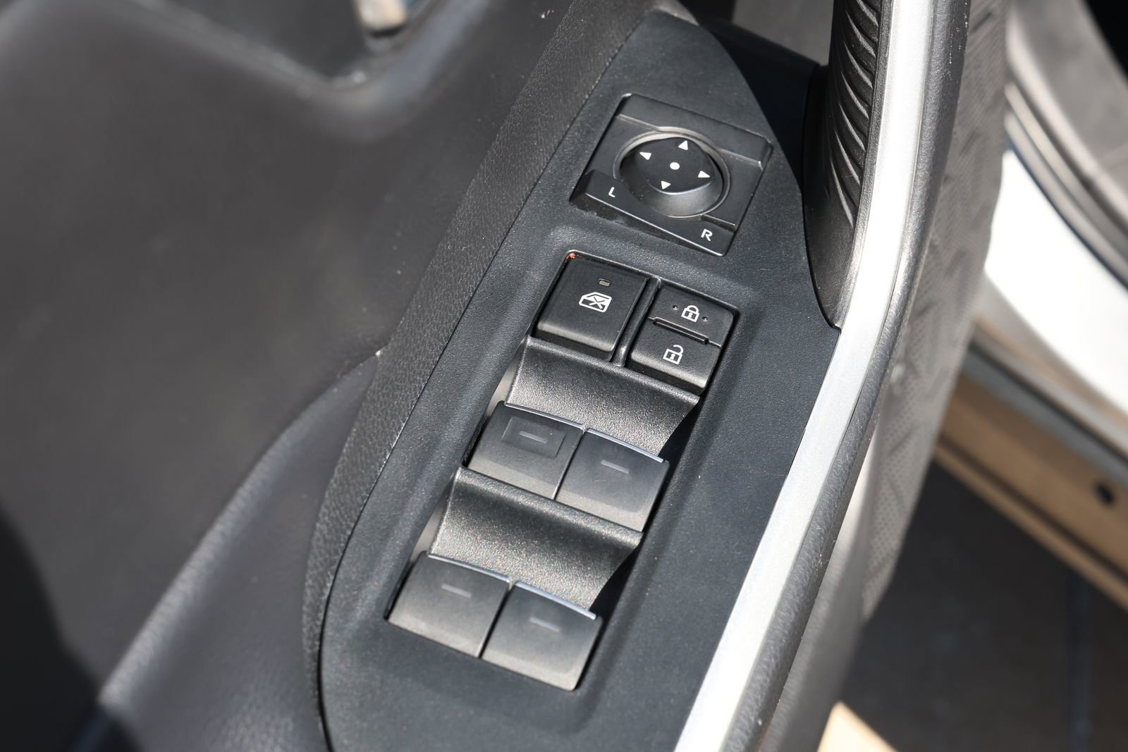 Used 2024 Toyota RAV4 XLE w/ Weather Package image 28