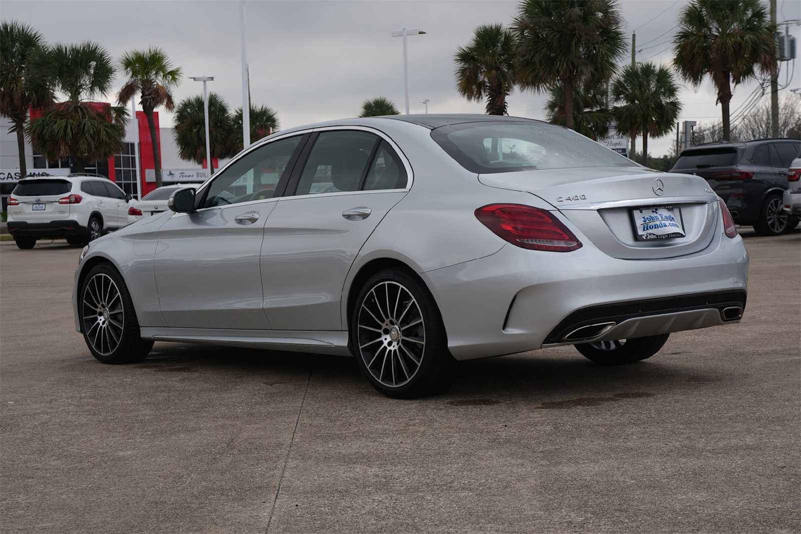 Used 2015 Mercedes-Benz C 400 4MATIC image 4