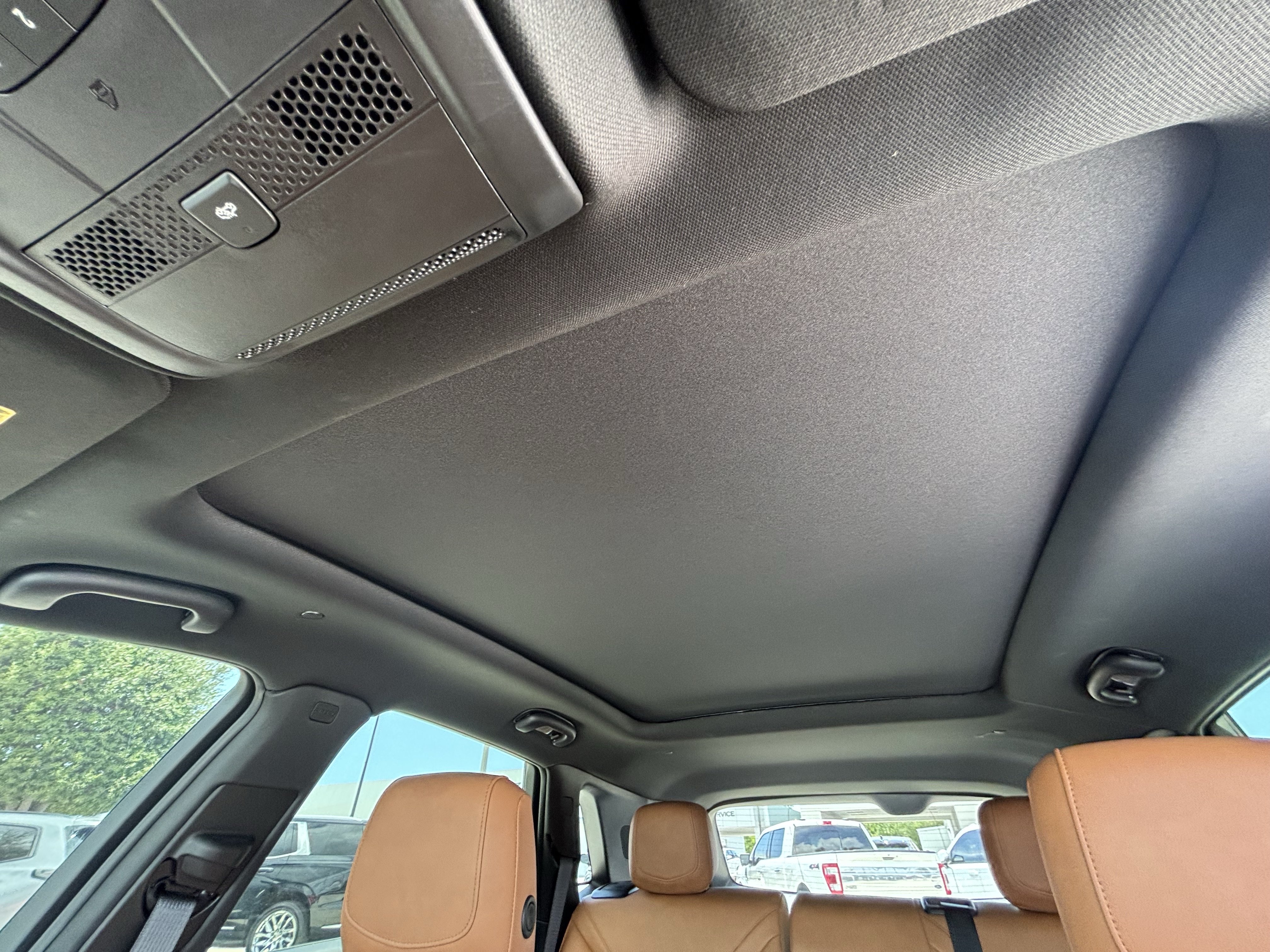 Certified 2024 Cadillac XT5 Premium Luxury w/ LPO, Floor Liner Package FWD image 32