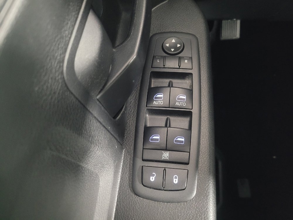 Used 2017 RAM 1500 Express image 27