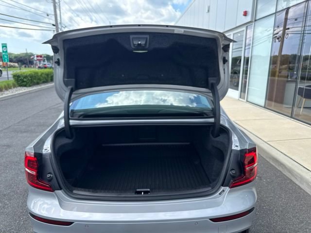 Certified 2024 Volvo S60 B5 Core w/ Climate Package FWD image 11