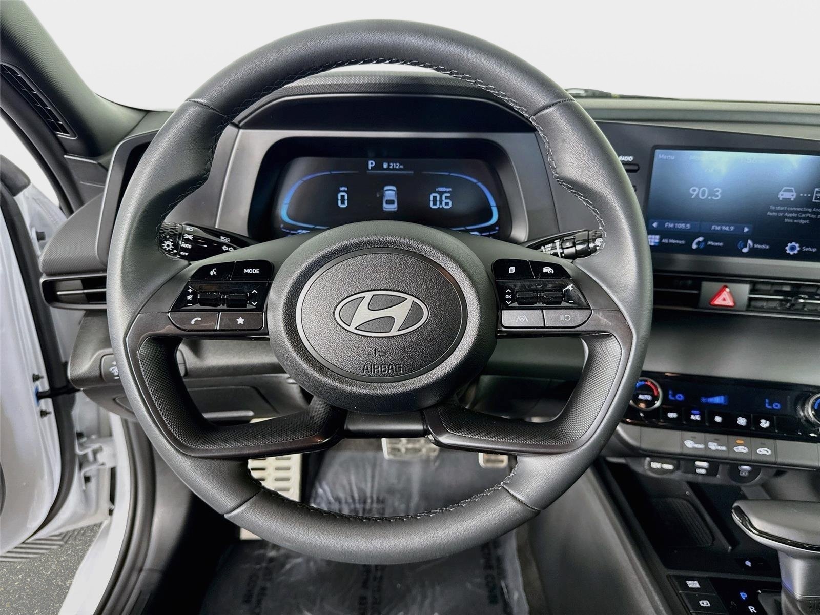 Certified 2026 Hyundai Elantra Sport FWD image 12