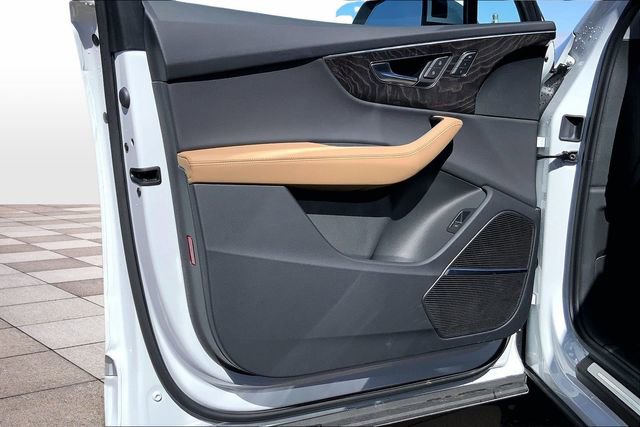 Certified 2025 Audi Q7 3.0T Premium Plus image 26