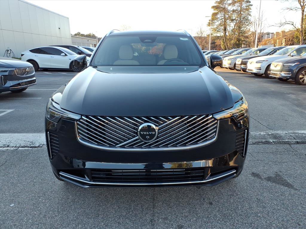 New 2026 Volvo XC90 T8 Plus w/ Protection Package Premier image 9