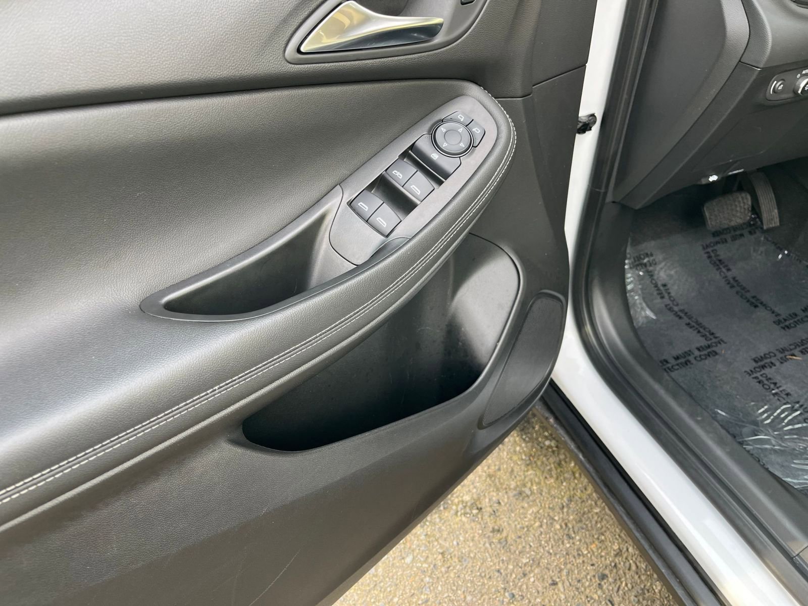 Used 2025 Buick Encore GX Preferred image 18