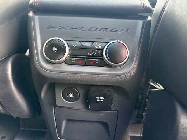 Used 2025 Ford Explorer ST image 31