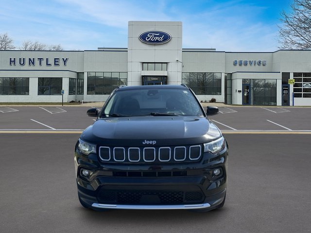 Used 2022 Jeep Compass Limited AWD/4WD image 3