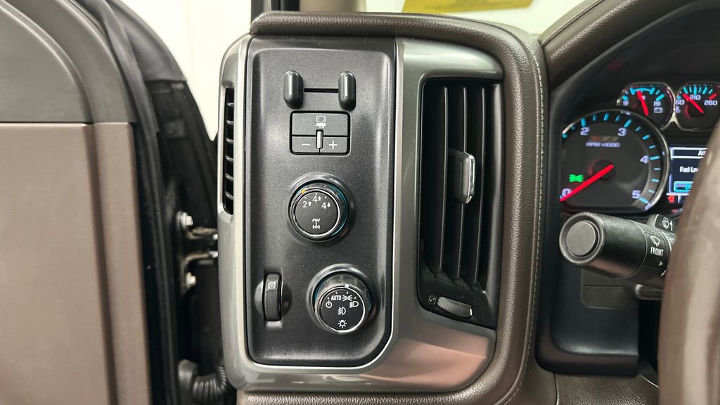 Used 2015 Chevrolet Silverado 2500 LTZ w/ Duramax Plus Package AWD/4WD image 19