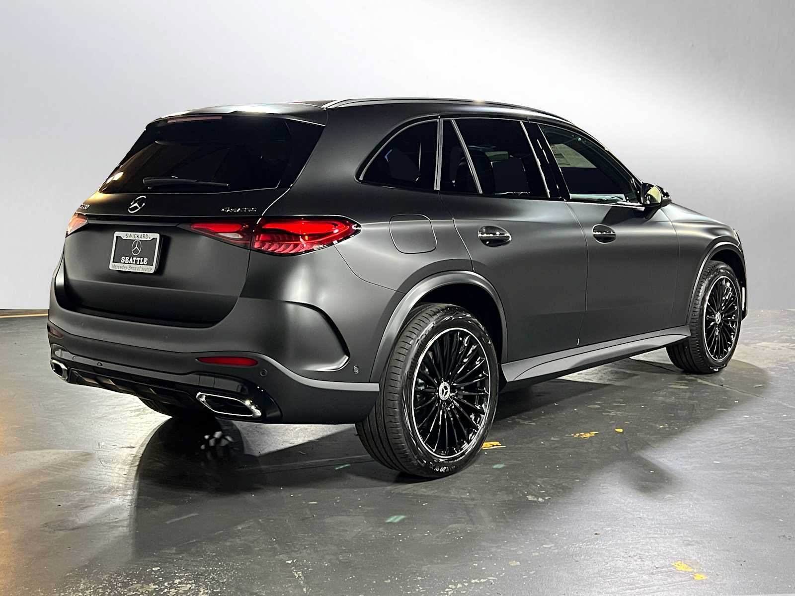 New 2026 Mercedes-Benz GLC 300 4MATIC image 3