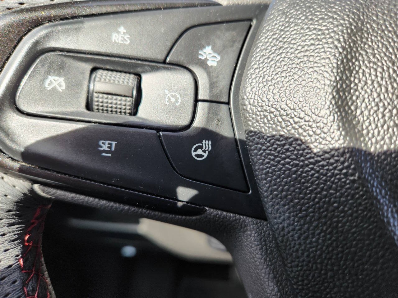 Used 2022 Chevrolet TrailBlazer RS AWD/4WD image 28