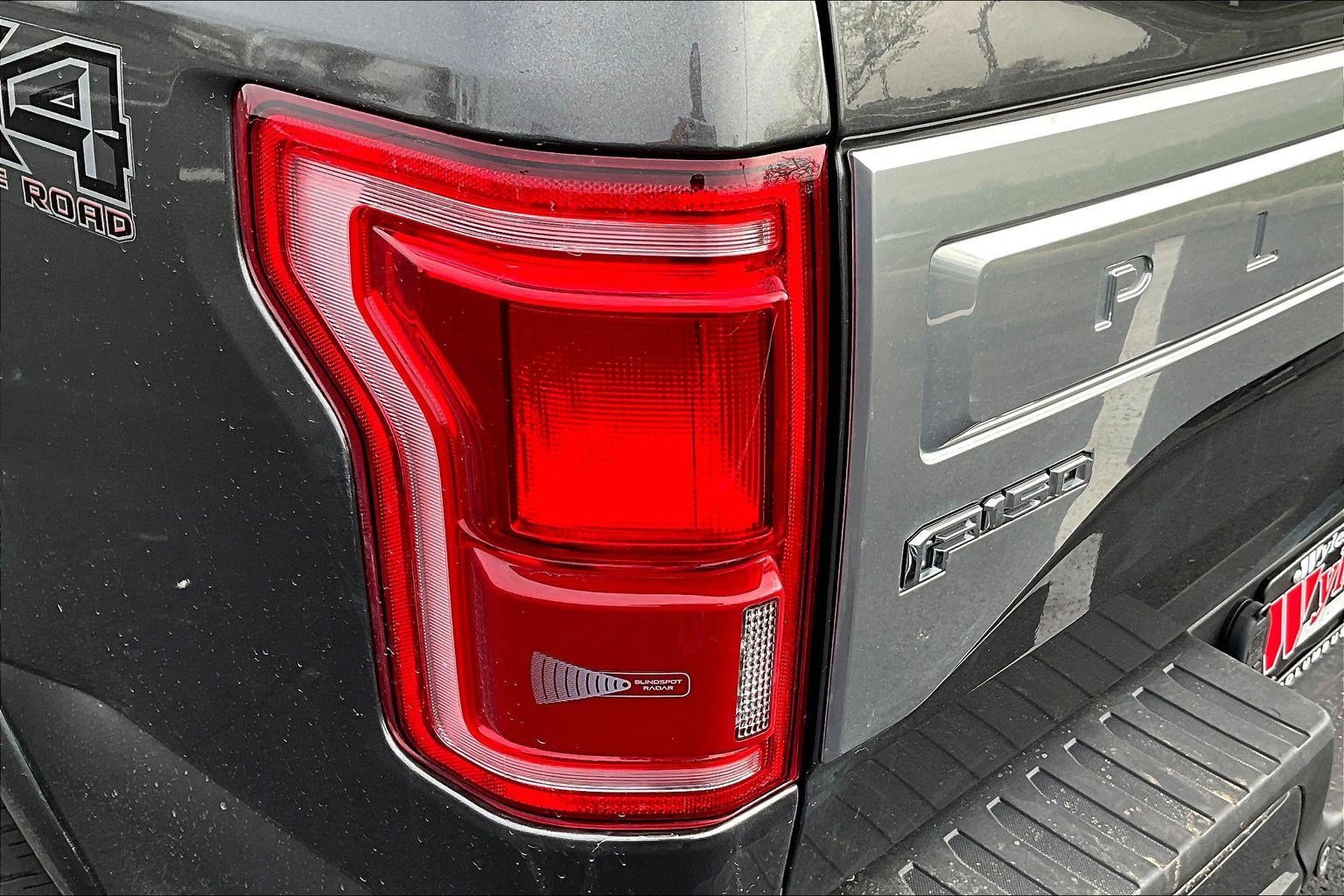 Used 2016 Ford F150 Platinum w/ Equipment Group 701A Luxury image 25