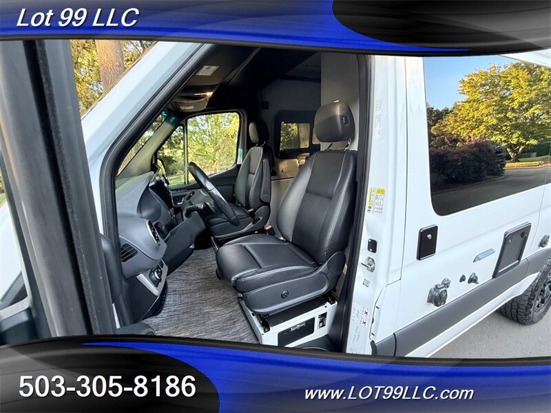 Used 2020 Mercedes-Benz Sprinter 2500 image 12
