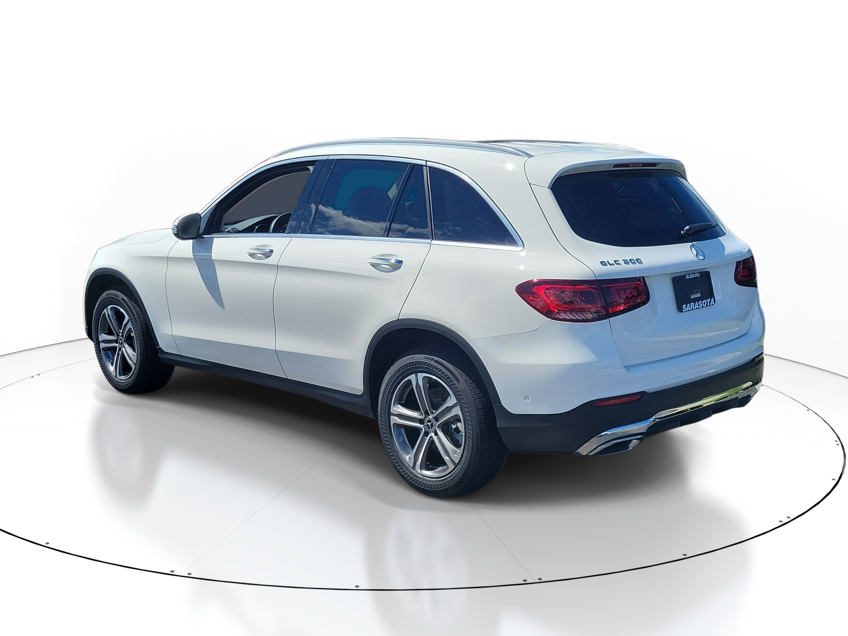 Used 2021 Mercedes-Benz GLC 300 image 3