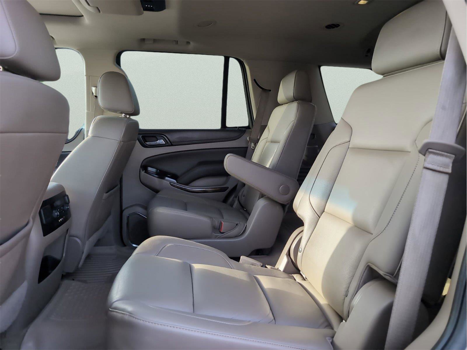 Used 2016 Chevrolet Tahoe LT RWD image 35