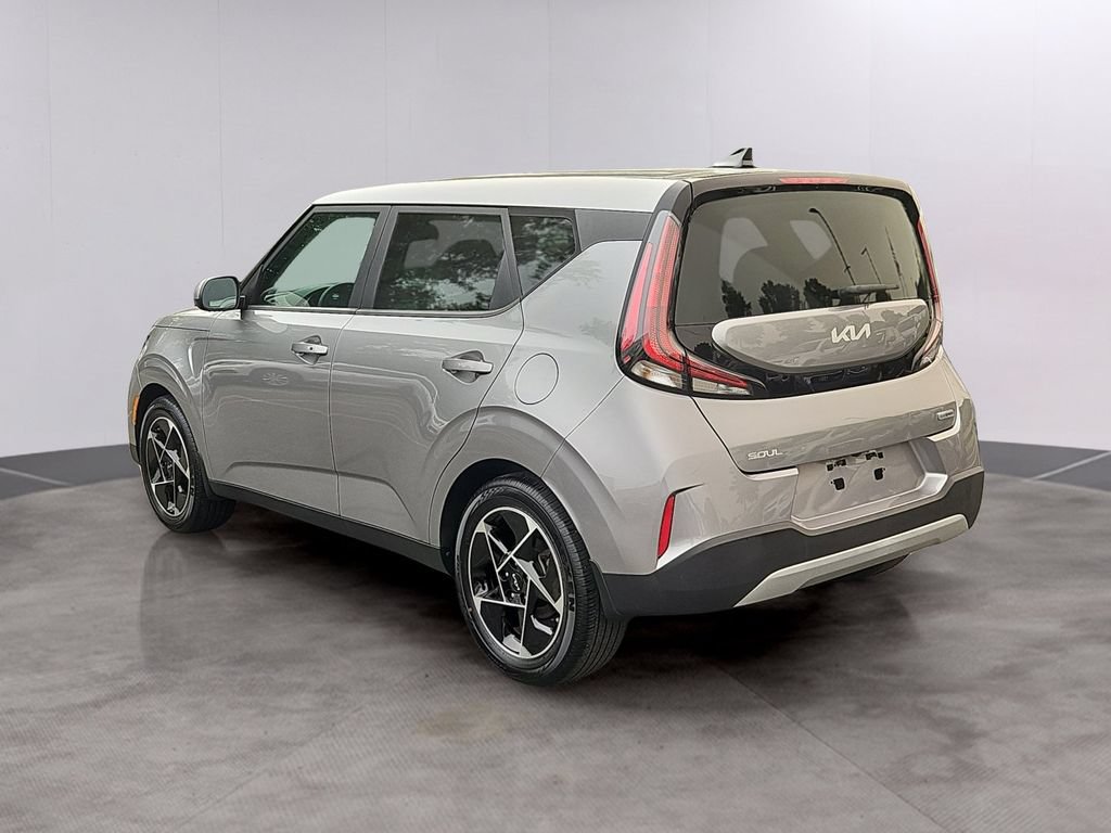 Certified 2023 Kia Soul EX FWD image 6