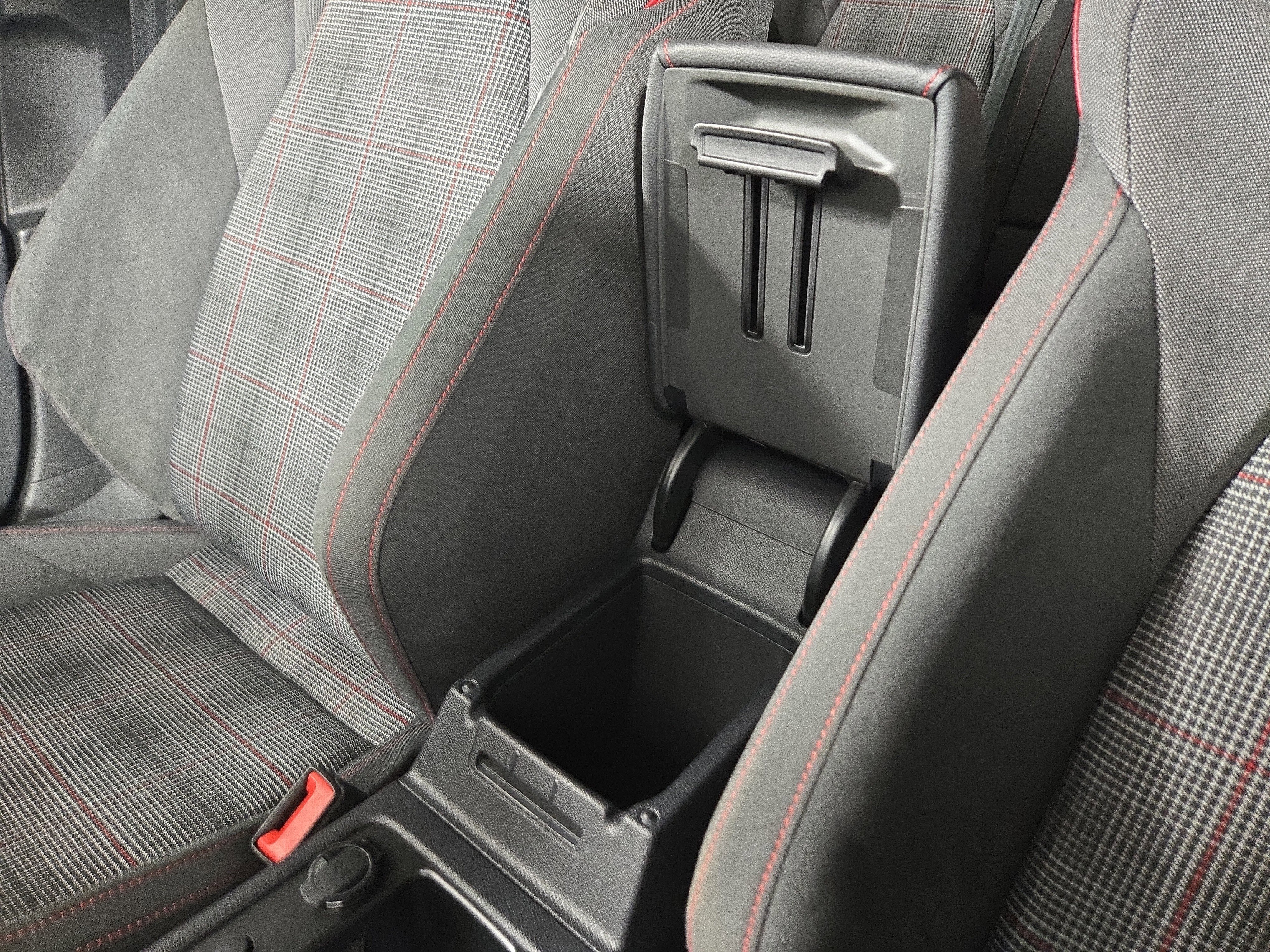 Used 2024 Volkswagen GTI S image 27