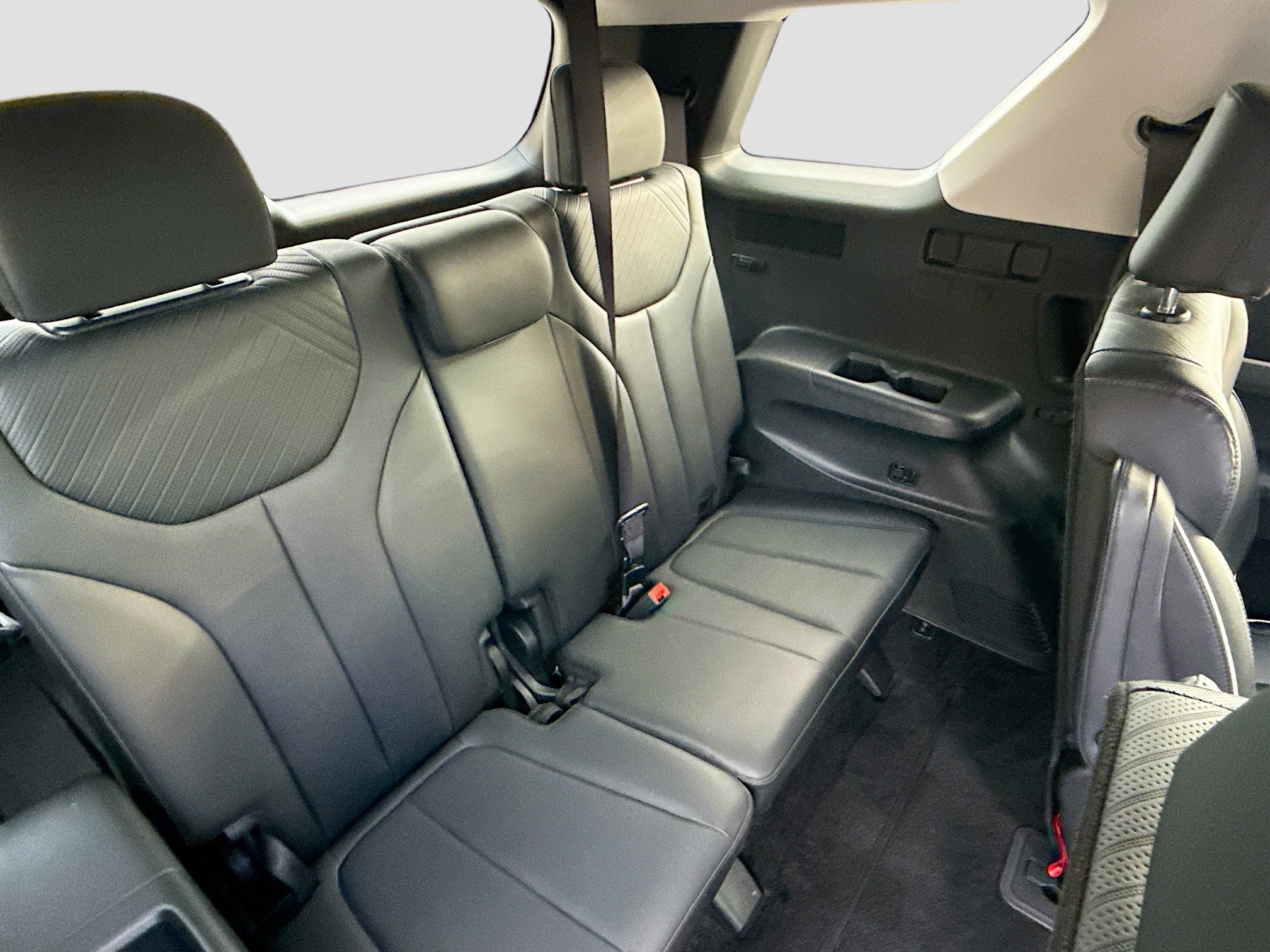 Used 2025 Hyundai Palisade SEL image 27