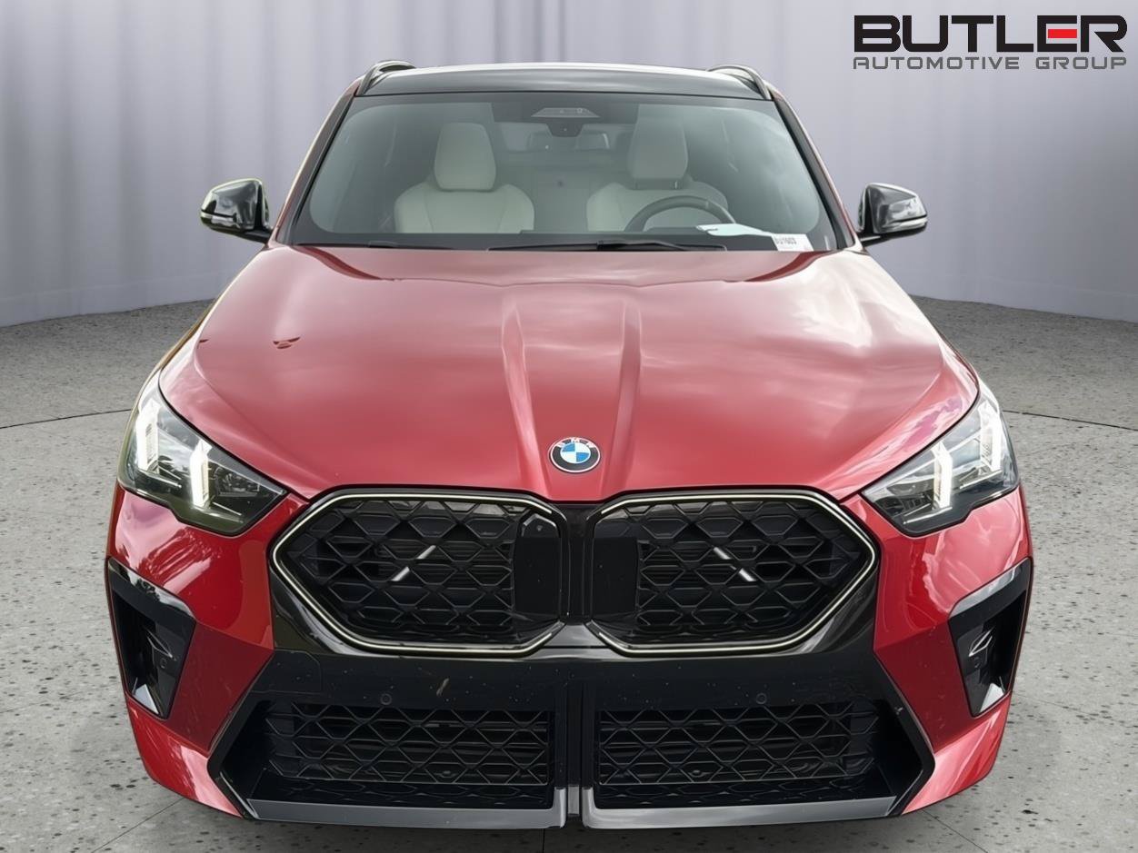 Used 2026 BMW X2 xDrive28i w/ Technology Package AWD/4WD image 9