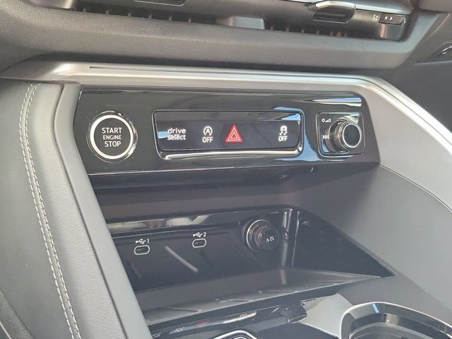 Certified 2025 Audi Q5 Premium Plus w/ Premium Plus AWD/4WD image 26