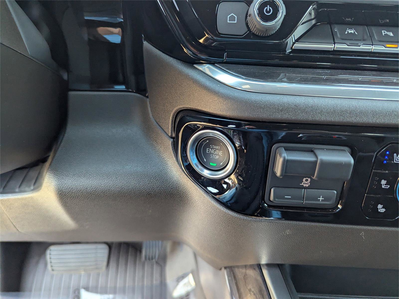 New 2026 Chevrolet Silverado 1500 LTZ w/ LTZ Premium Package image 24