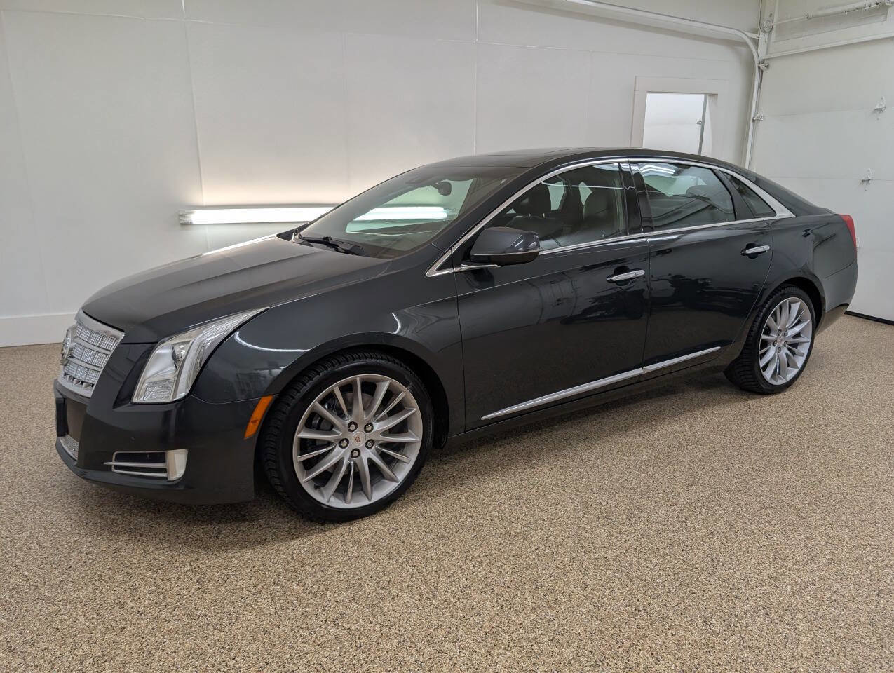 Used 2013 Cadillac XTS Platinum