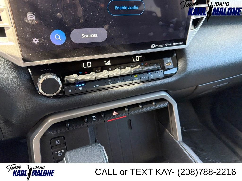 Used 2024 Toyota Tundra Limited AWD/4WD image 35
