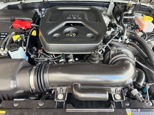 Used 2026 Jeep Wrangler Unlimited Rubicon AWD/4WD image 32